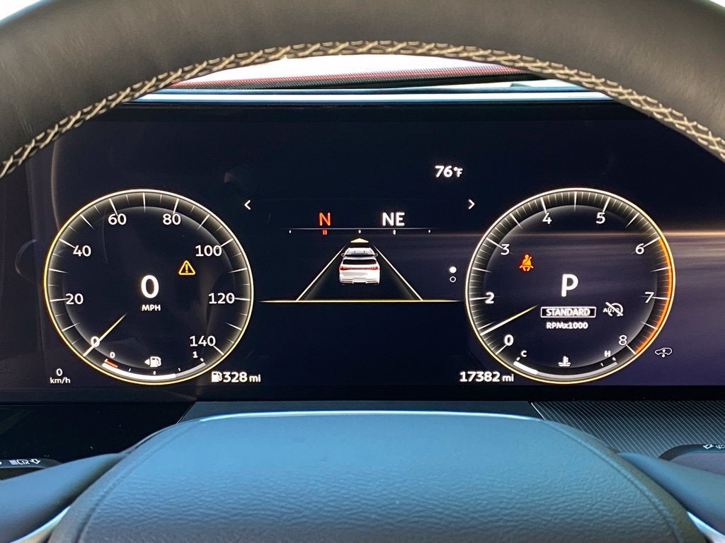 2025 INFINITI QX80 LUXE