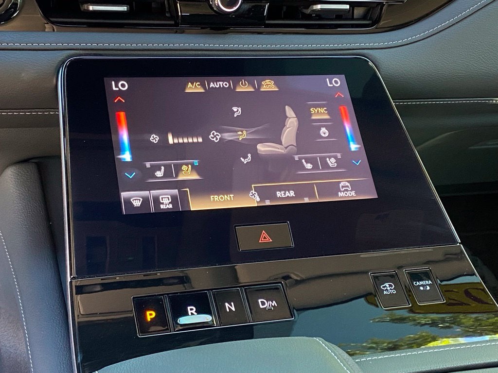 2025 INFINITI QX80 LUXE