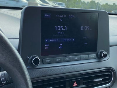 2022 Hyundai KONA SEL