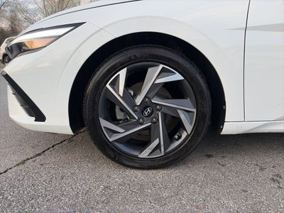 2024 Hyundai ELANTRA SEL CLEAN 1 OWNER CARFAX