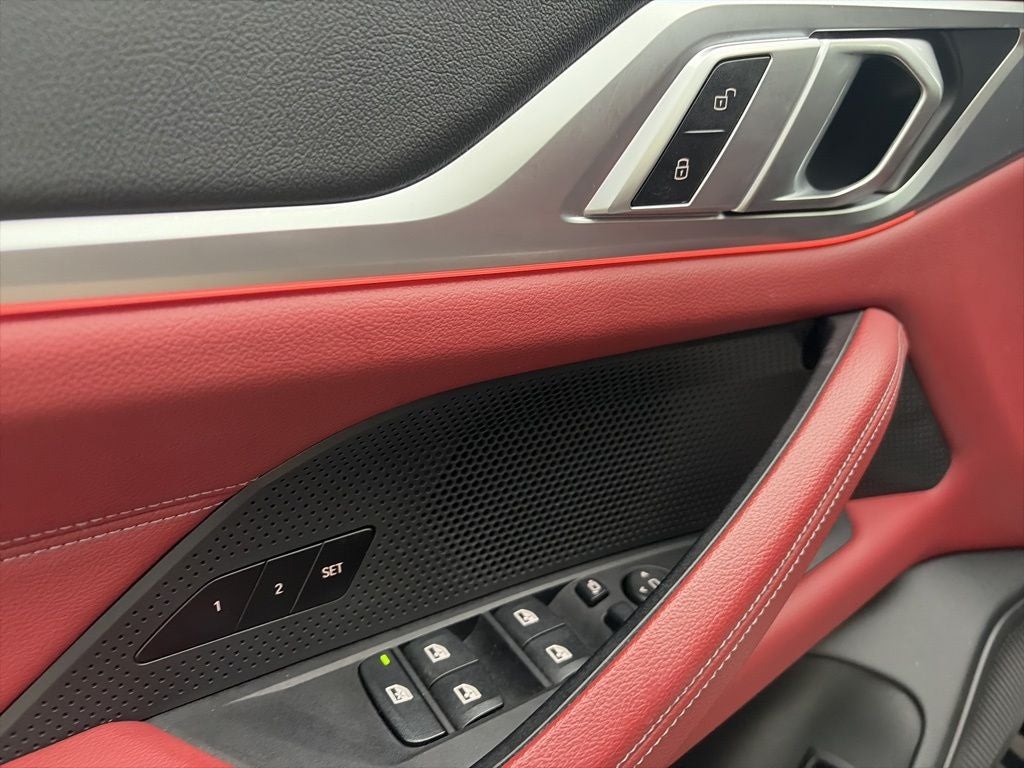 2024 BMW i4 eDrive35 CLEAN CARFAX PREMIUM PACKAGE!