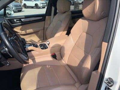 2023 Porsche Cayenne Platinum Edition CLEAN CARFAX, GREAT RECORDS