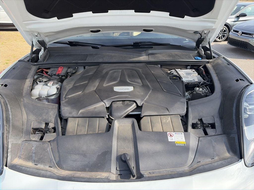 2023 Porsche Cayenne Platinum Edition CLEAN CARFAX, GREAT RECORDS