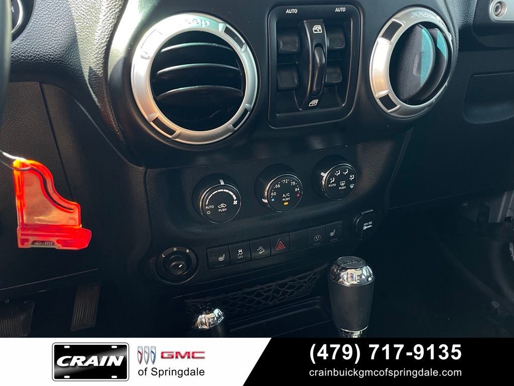 2013 Jeep Wrangler Unlimited Sahara