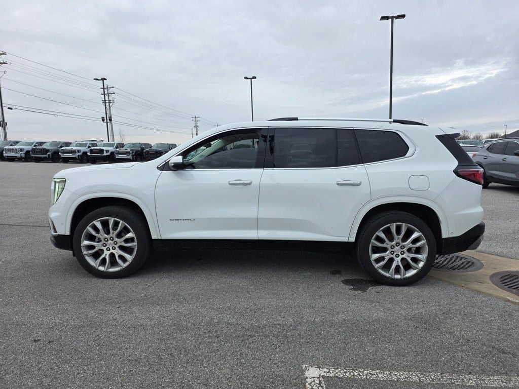 2024 GMC Acadia Denali