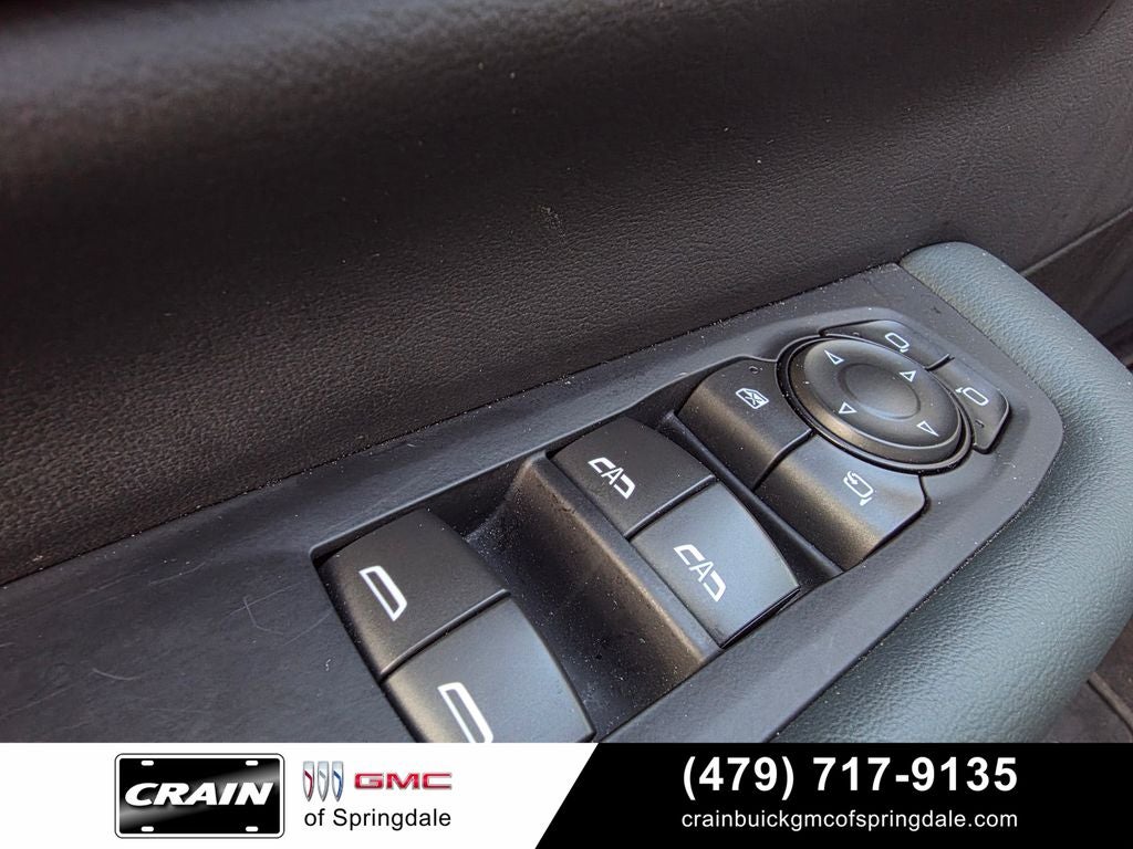 2025 GMC Yukon XL AT4