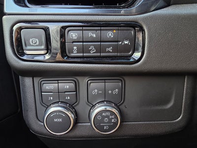 2025 GMC Yukon XL AT4