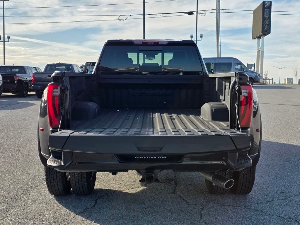 2024 GMC Sierra 3500HD Denali
