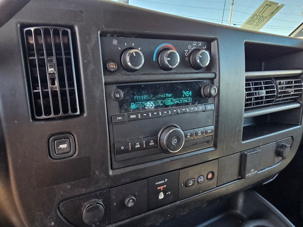 2023 GMC Savana 2500 Work Van