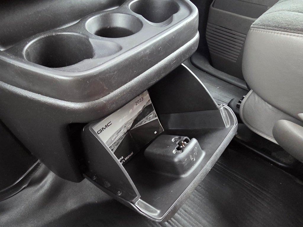 2023 GMC Savana 2500 Work Van