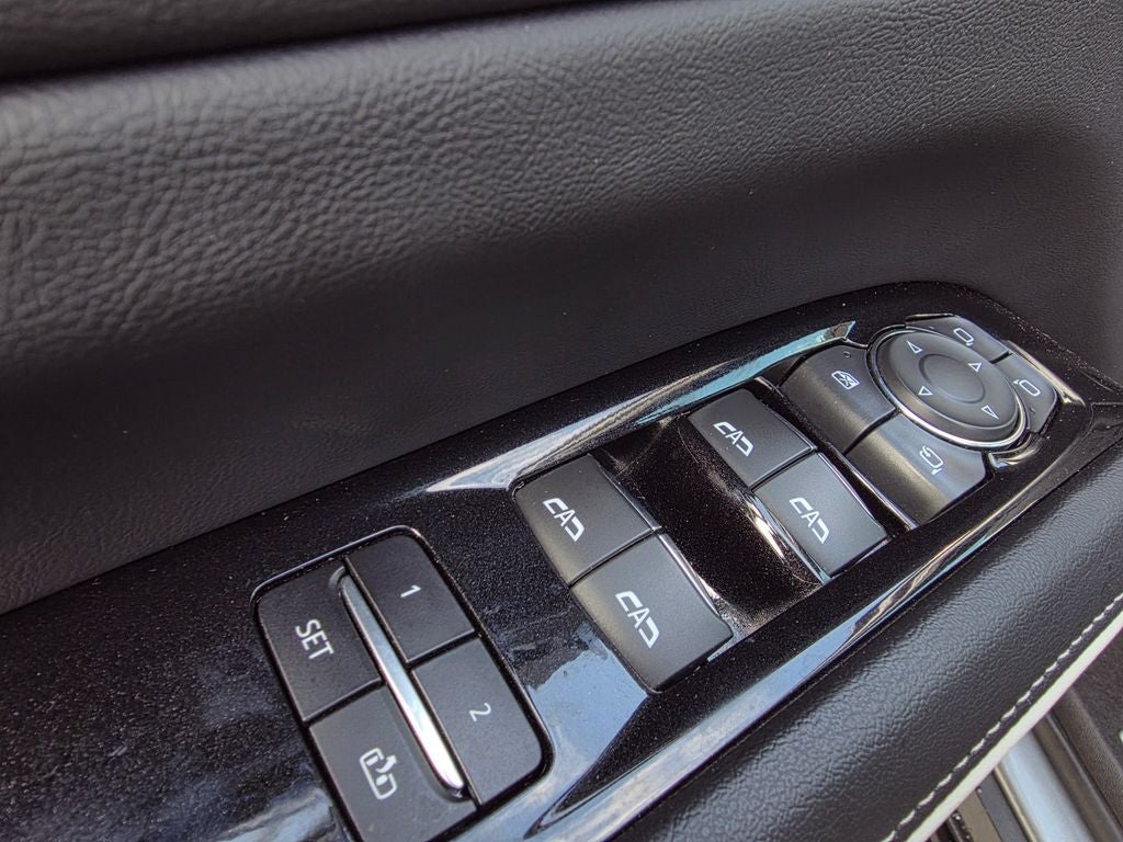 2022 Cadillac Escalade Sport