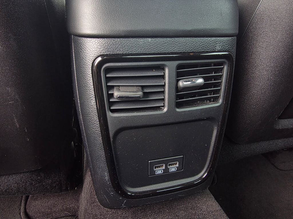 2017 Dodge Charger SE