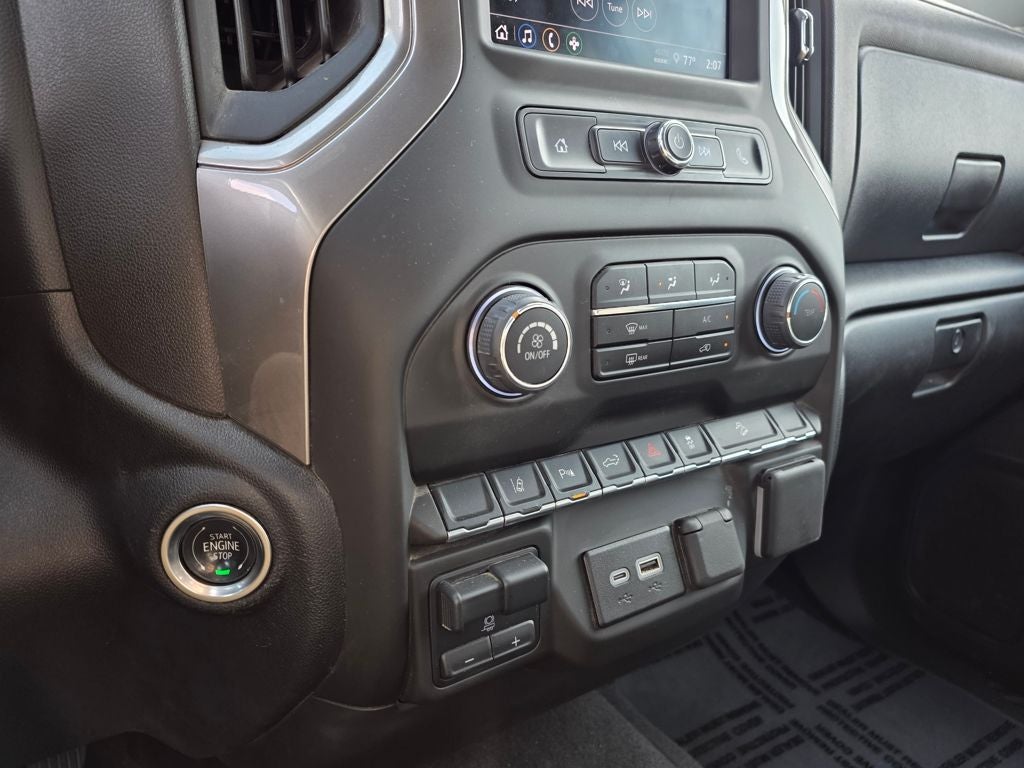 2025 Chevrolet Silverado 2500HD Custom