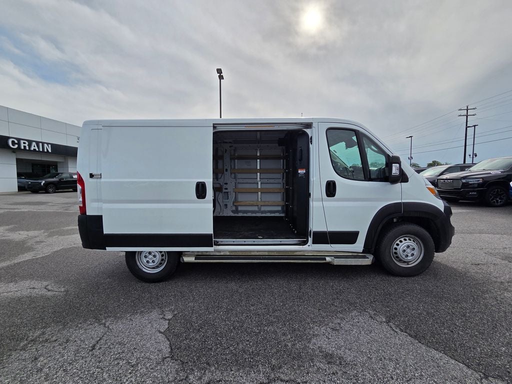 2025 RAM ProMaster 2500 Base 136 WB