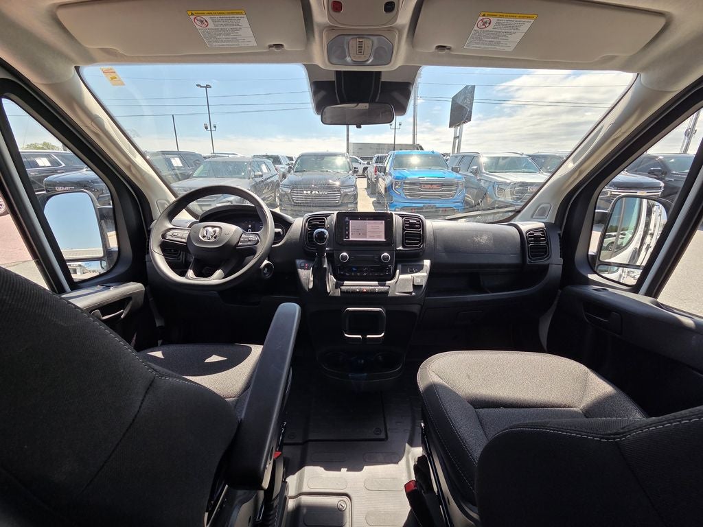 2025 RAM ProMaster 2500 Base 136 WB