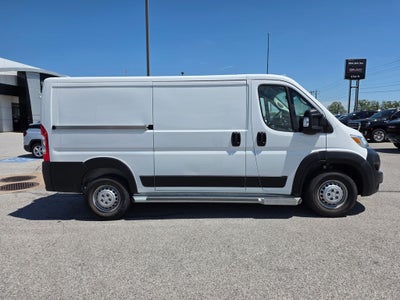 2025 RAM ProMaster 2500 Base 136 WB