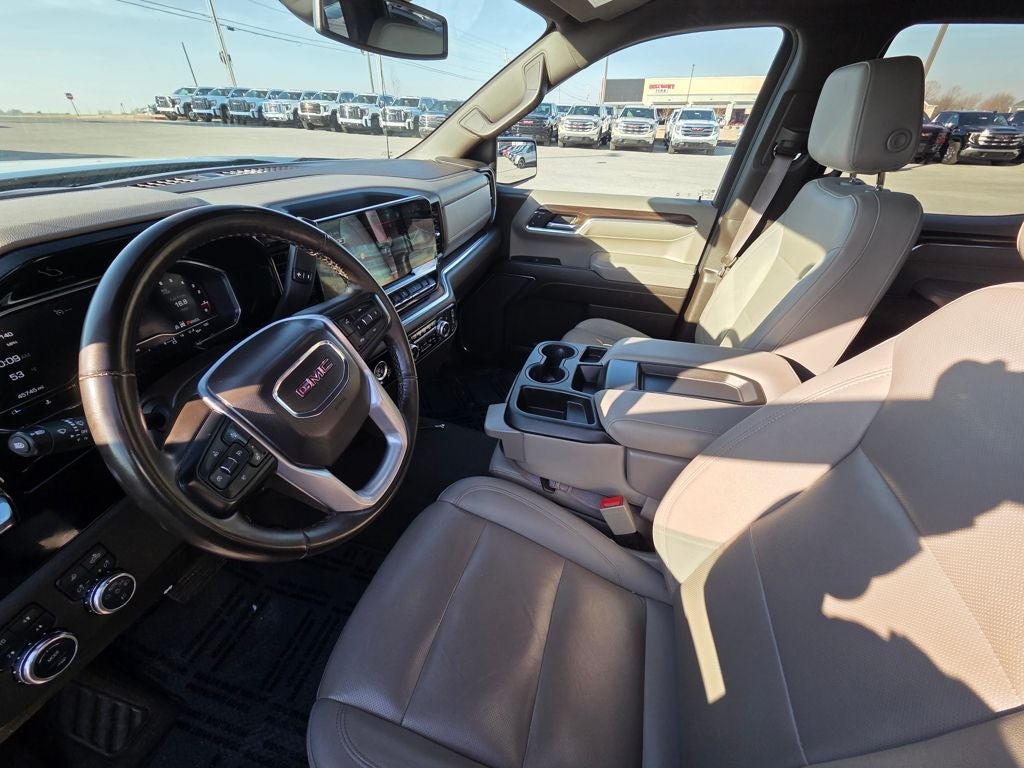 2024 GMC Sierra 1500 SLT