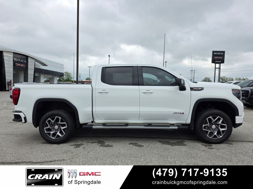 2023 GMC Sierra 1500 AT4