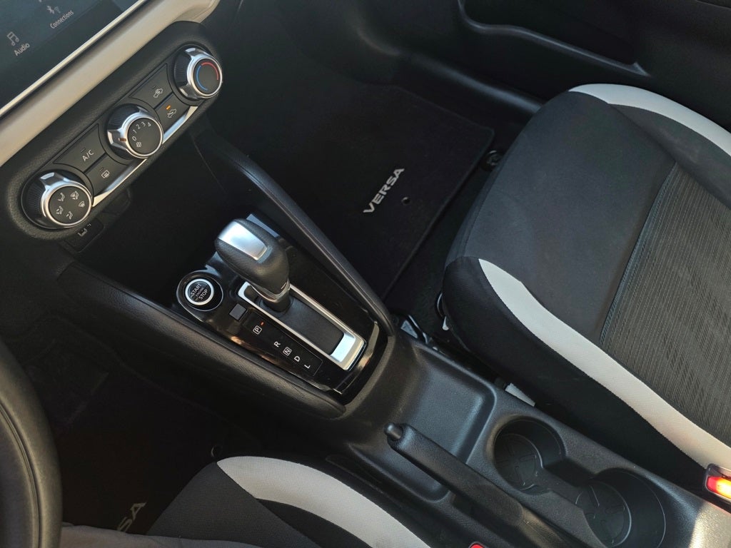 2021 Nissan Versa 1.6 SV