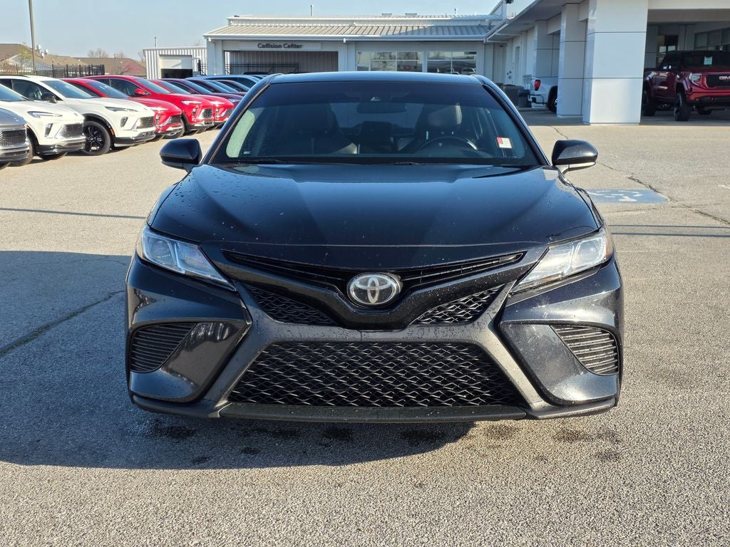 2018 Toyota Camry SE