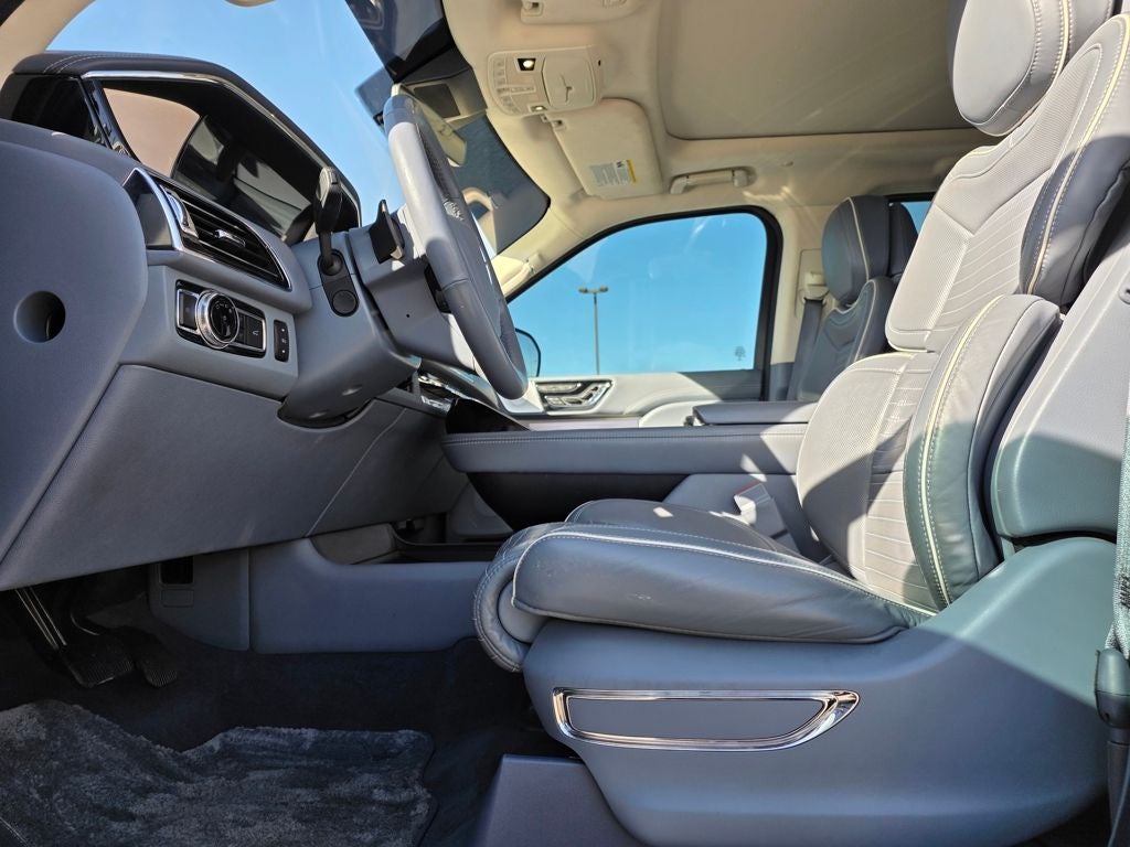 2020 Lincoln Navigator Black Label