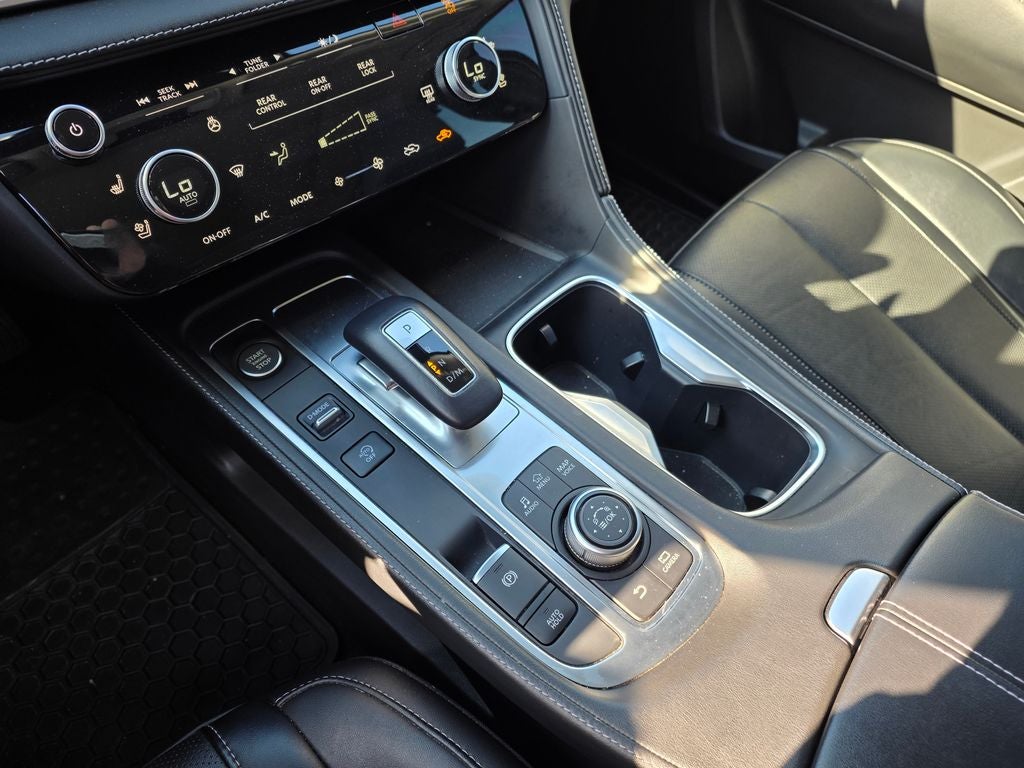 2024 INFINITI QX60 LUXE