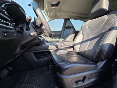 2024 INFINITI QX60 LUXE