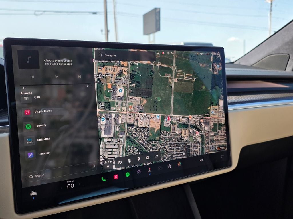 2022 Tesla Model X Plaid