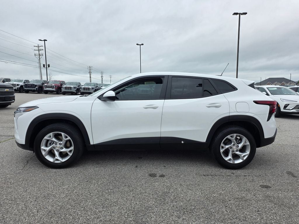 2025 Chevrolet Trax LS