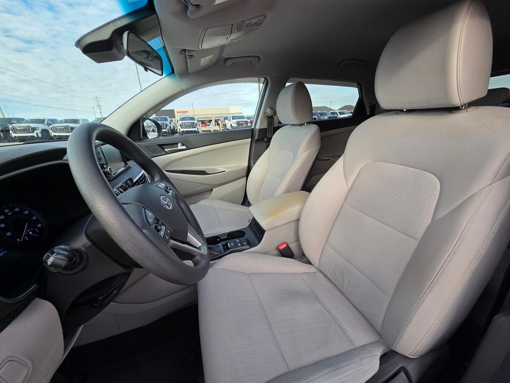 2020 Hyundai TUCSON SE