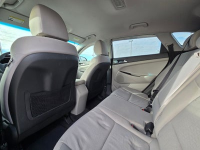 2020 Hyundai TUCSON SE