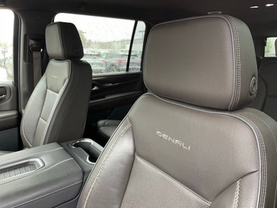 2022 GMC Yukon XL Denali