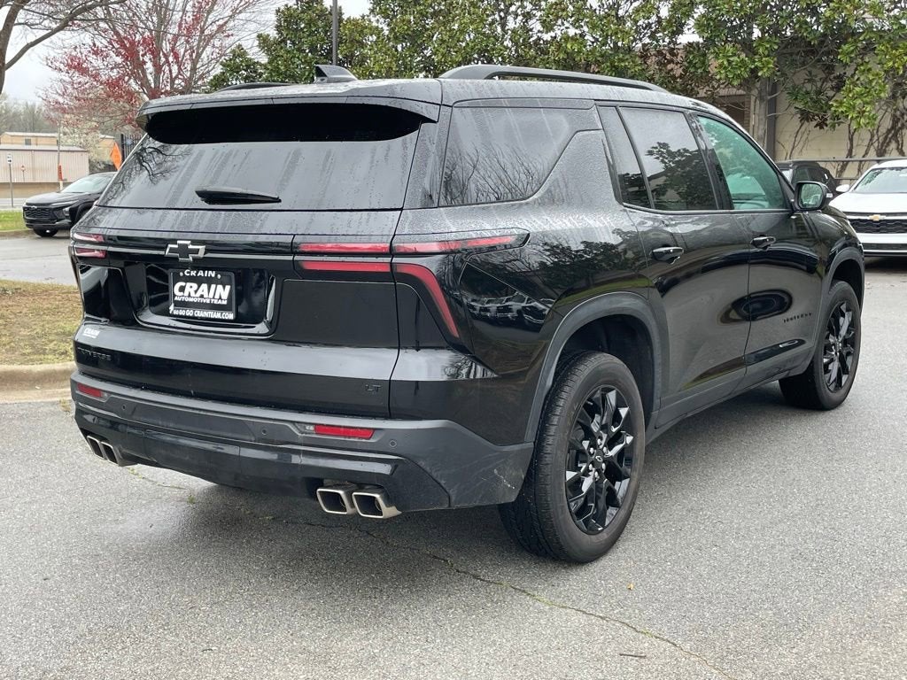 2024 Chevrolet Traverse LT