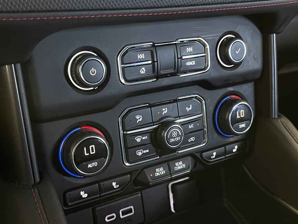 2024 Chevrolet Tahoe RST