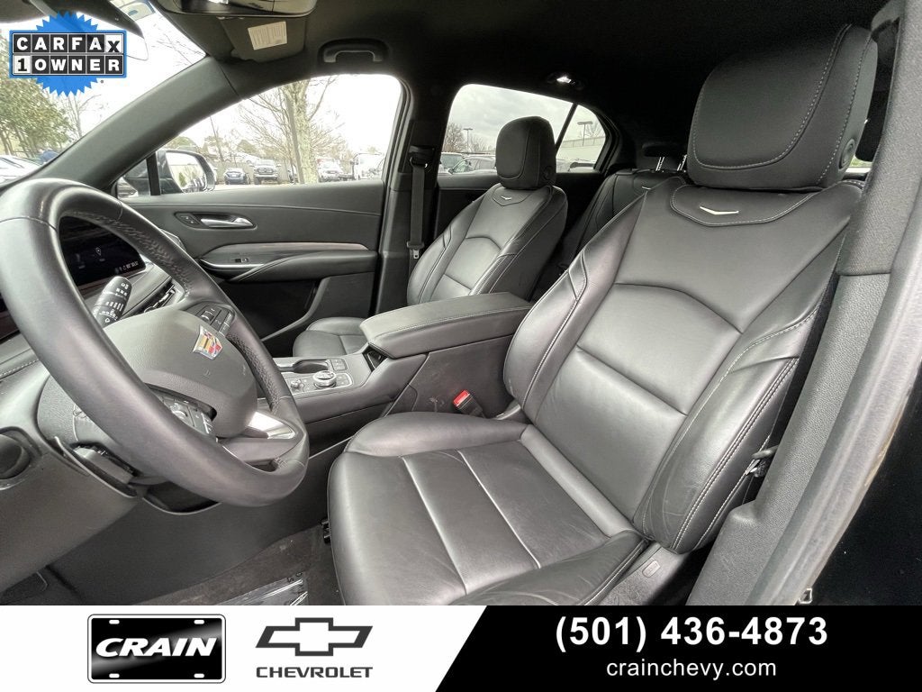 2024 Cadillac XT4 Premium Luxury