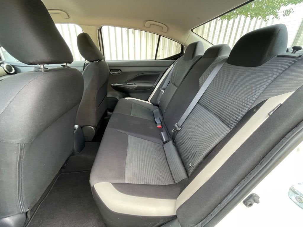 2022 Nissan Versa SV