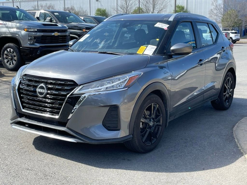2023 Nissan Kicks SV