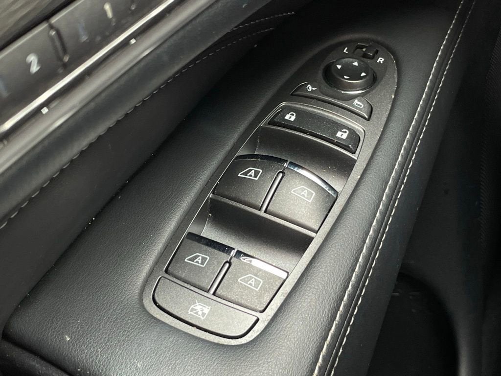 2020 INFINITI QX60 LUXE