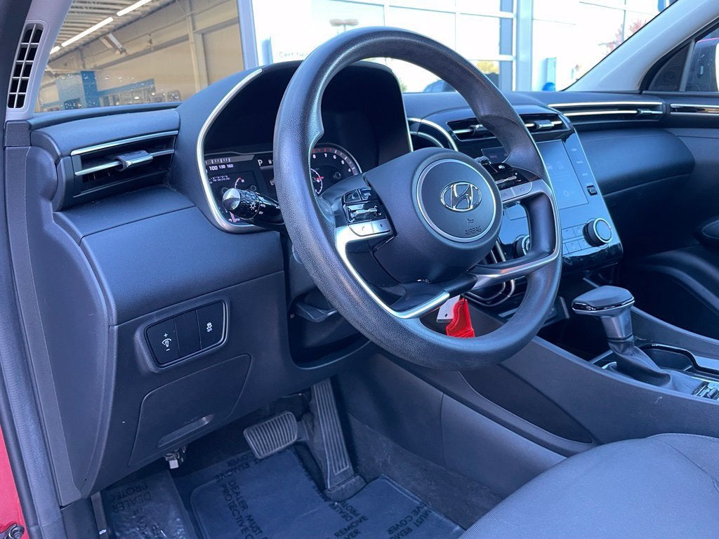 2022 Hyundai TUCSON SE