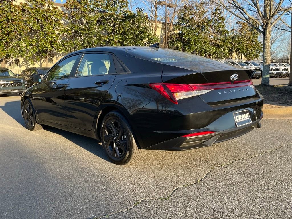 2022 Hyundai ELANTRA SEL