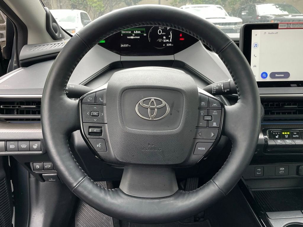 2025 Toyota Prius LE