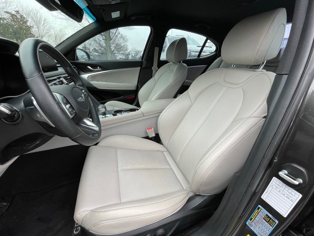 2022 Genesis G70 2.0T