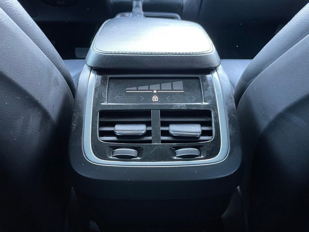 2021 Volvo XC90 Momentum