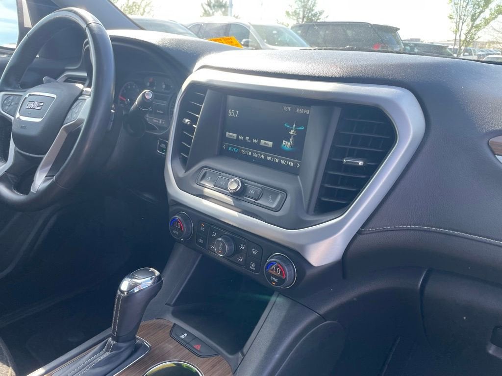 2019 GMC Acadia SLE