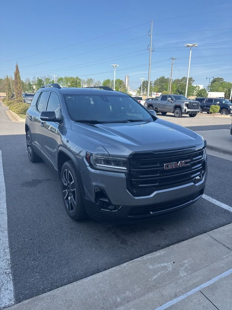 2021 GMC Acadia SLT