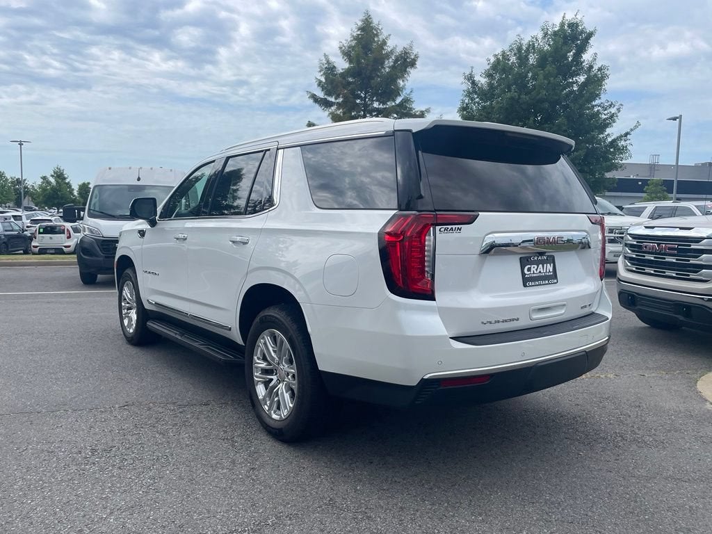 2023 GMC Yukon SLT