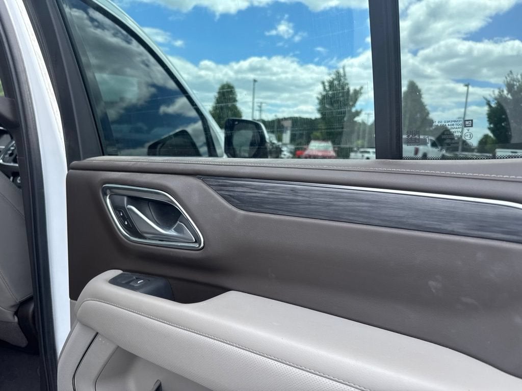 2022 GMC Yukon SLT