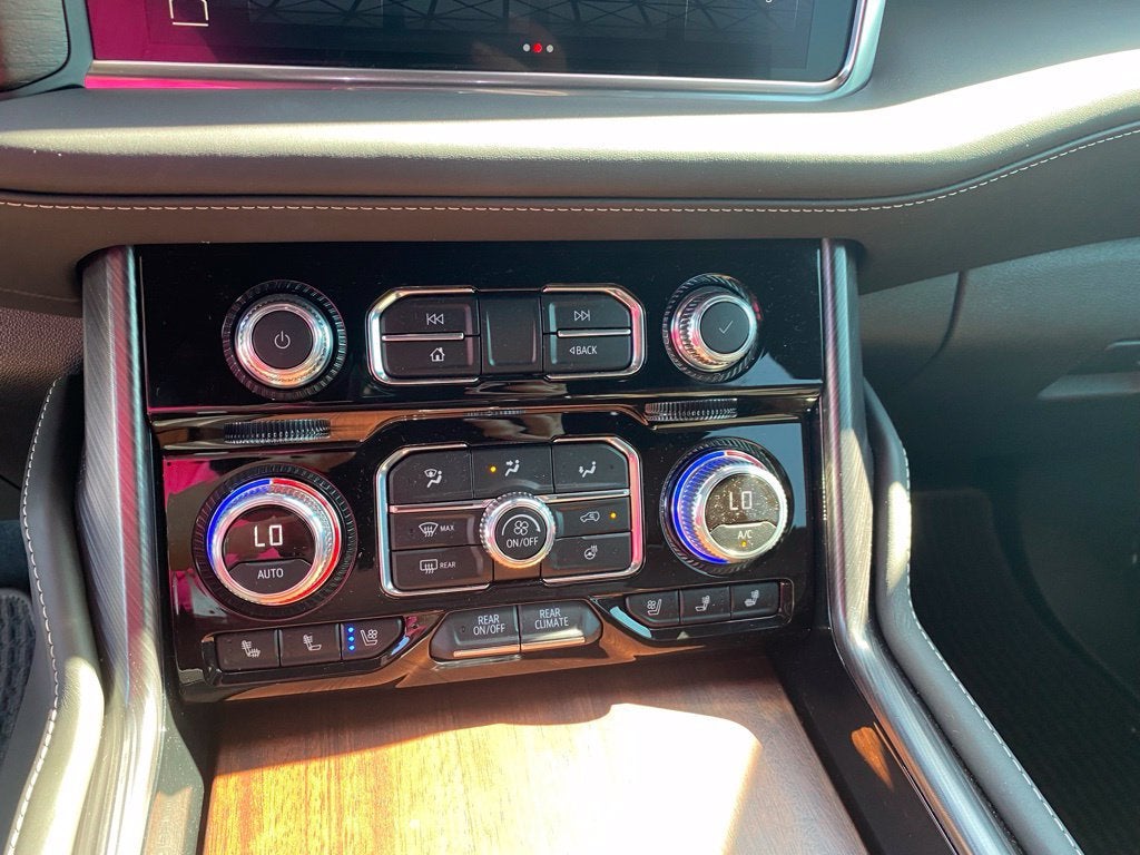 2024 GMC Yukon Denali Ultimate