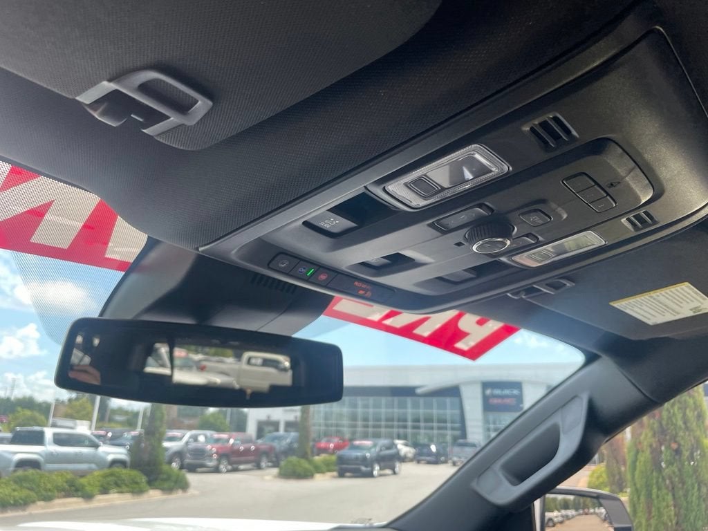 2024 GMC Yukon XL SLT