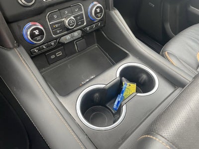 2024 GMC Yukon XL AT4